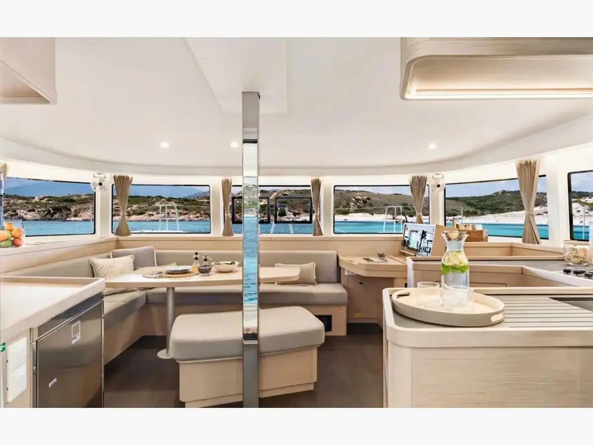 Lagoon 42 MILLENIUM