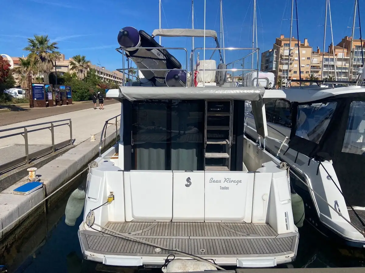 SWIFT TRAWLER 30