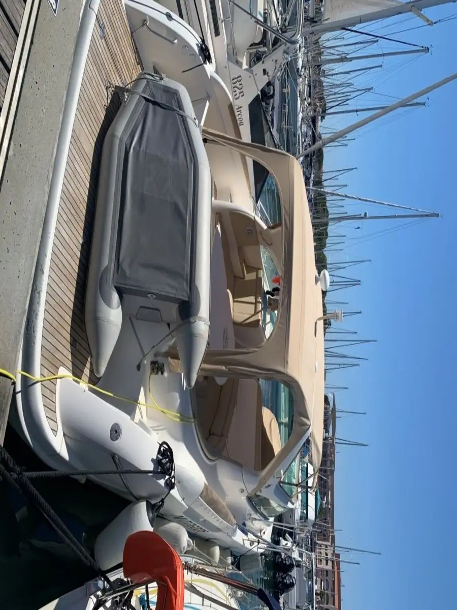 PRESTIGE 34