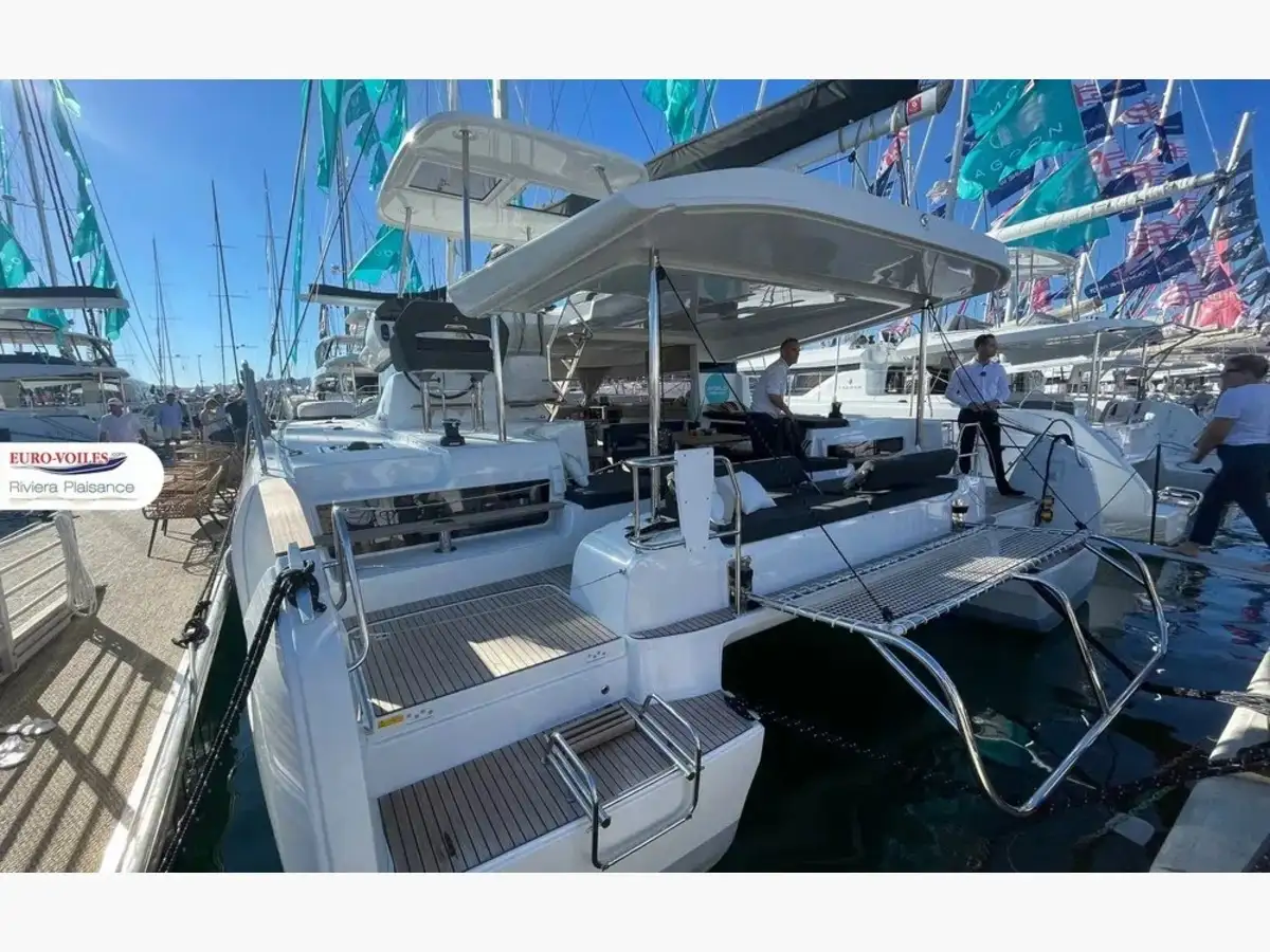 LAGOON 43