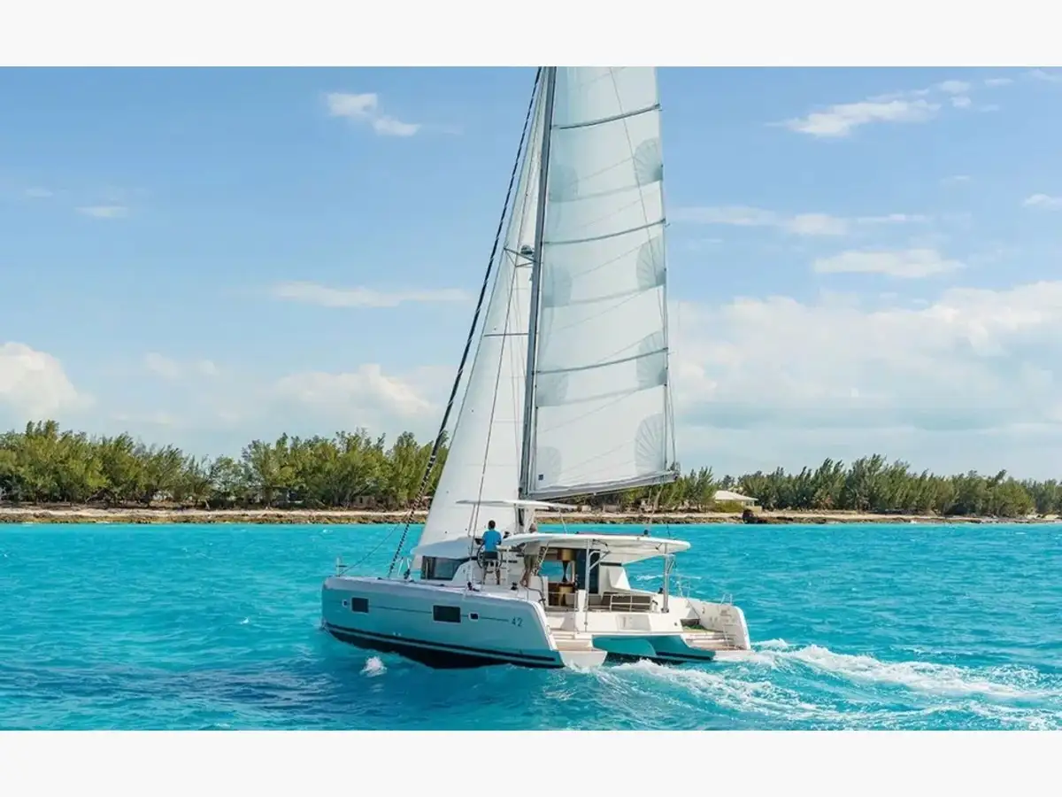 LAGOON 42 MILLENIUM