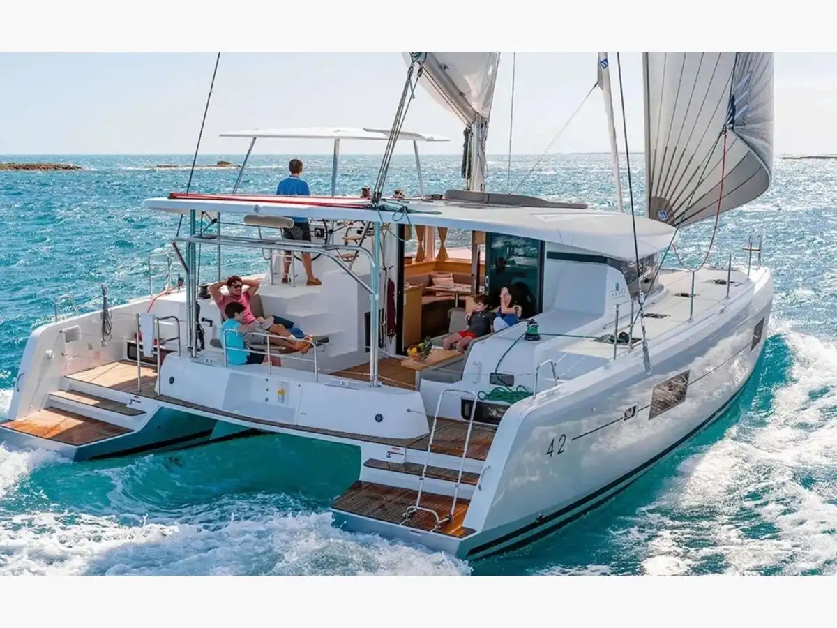 Lagoon 42 MILLENIUM