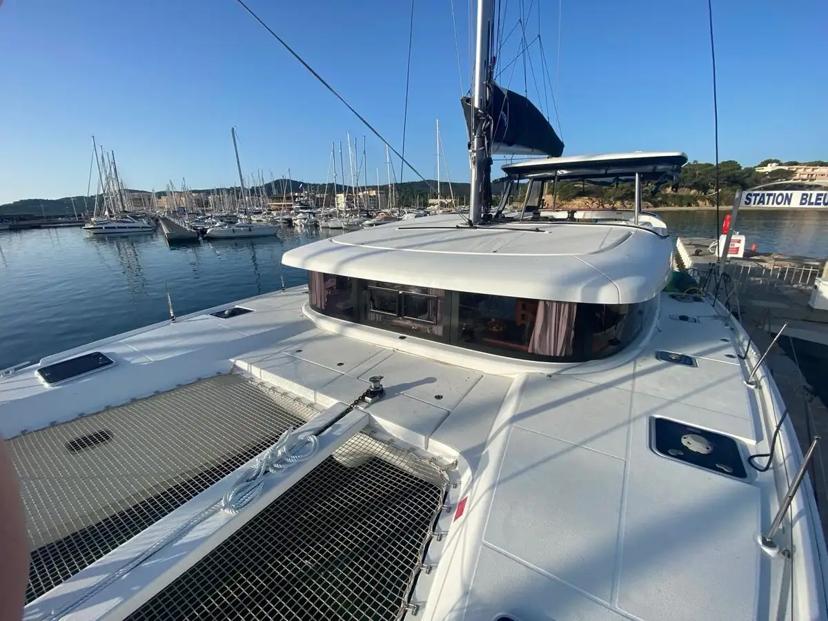 LAGOON 42