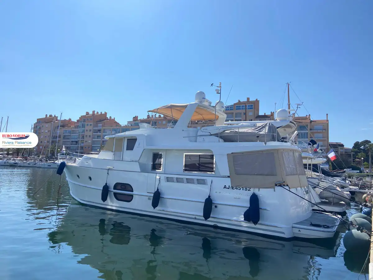 SWIFT TRAWLER 52