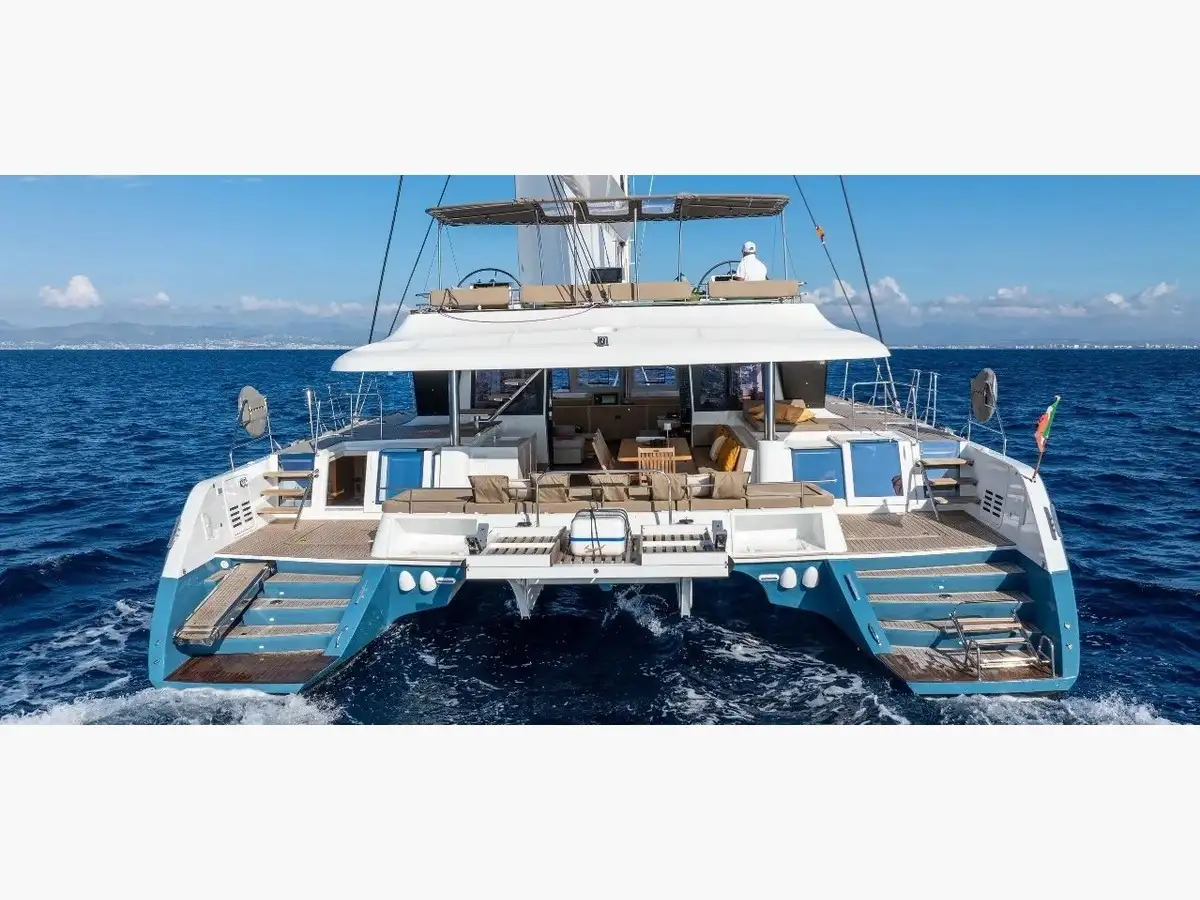Lagoon 620