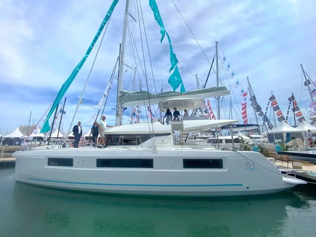 Lagoon 51