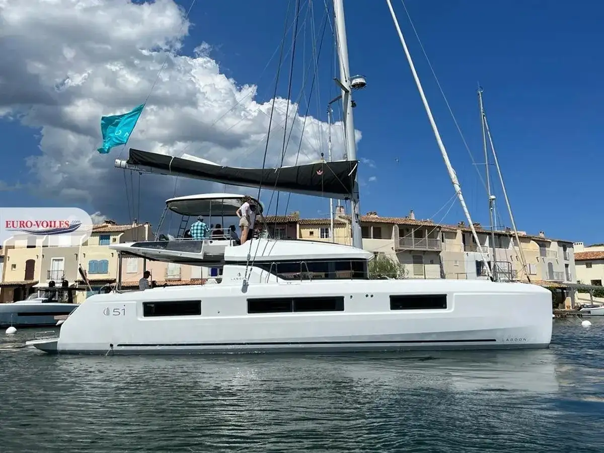 Lagoon 51