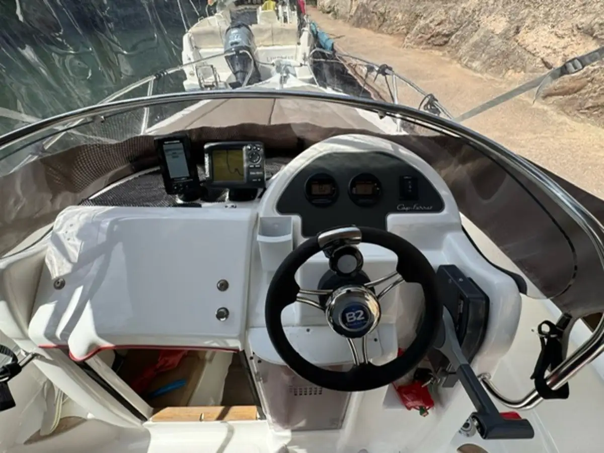 CAP FERRET 572 CRUISER