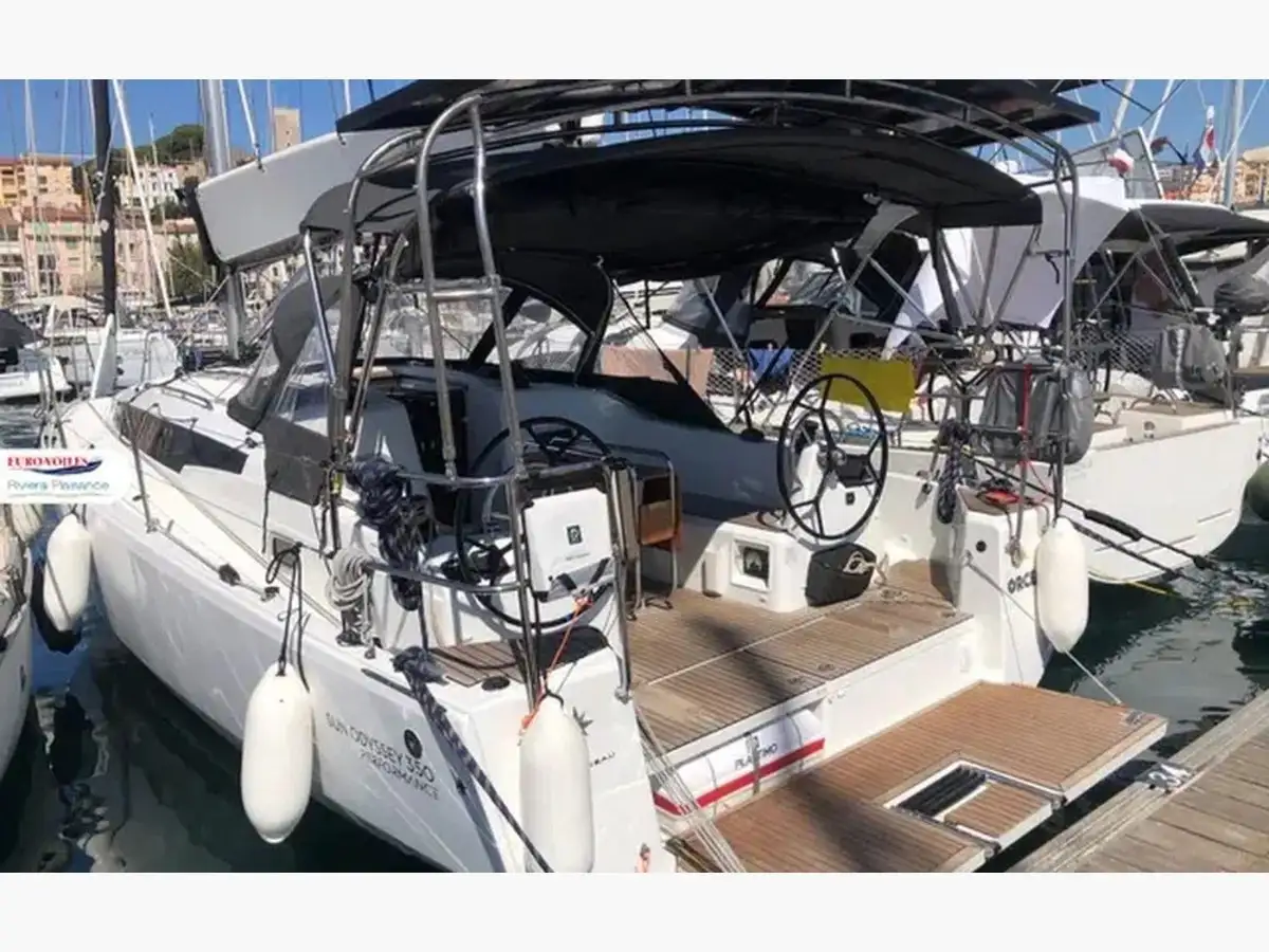 sun odyssey 350