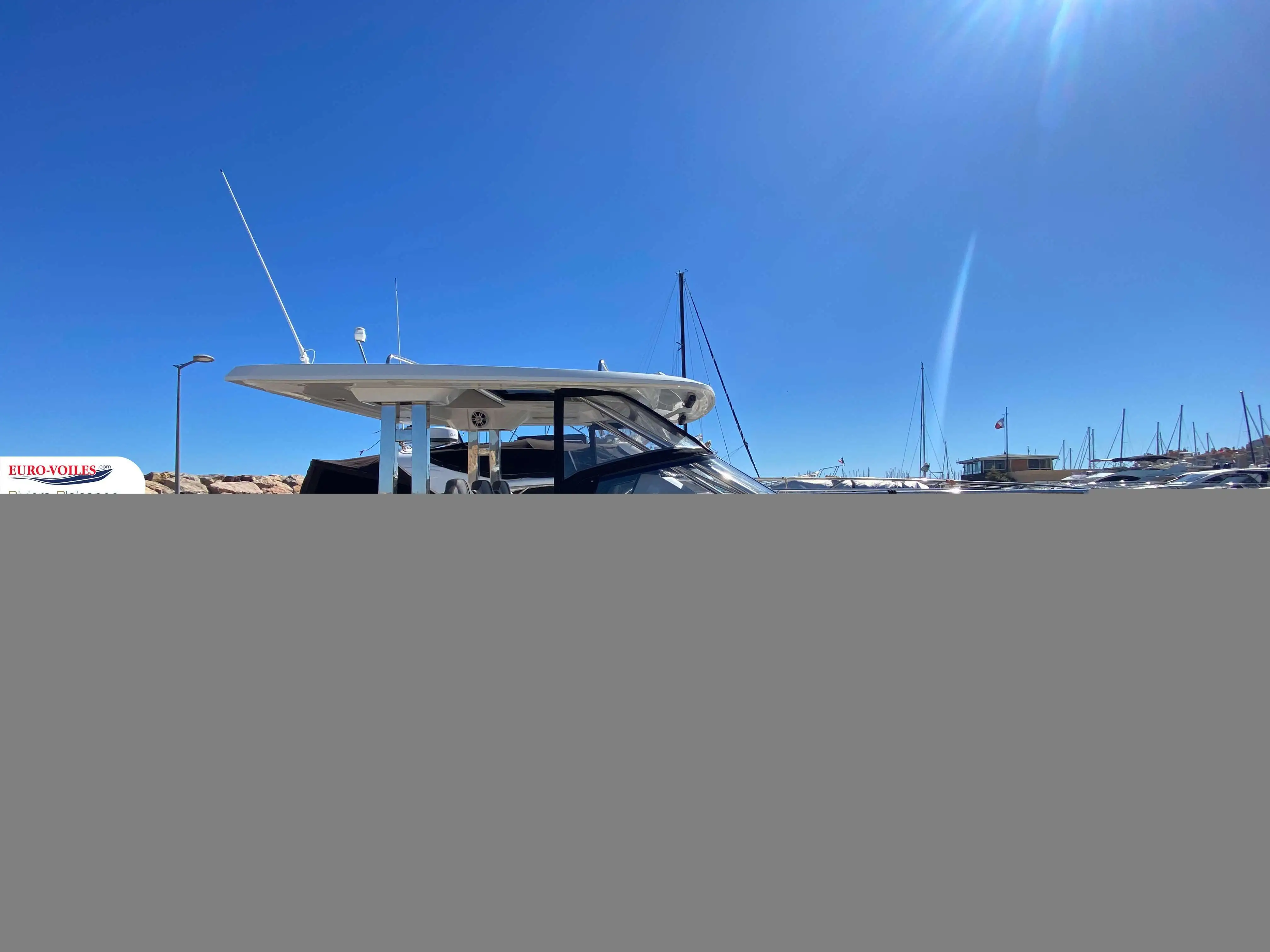 CAP CAMARAT 10.5 WA S2