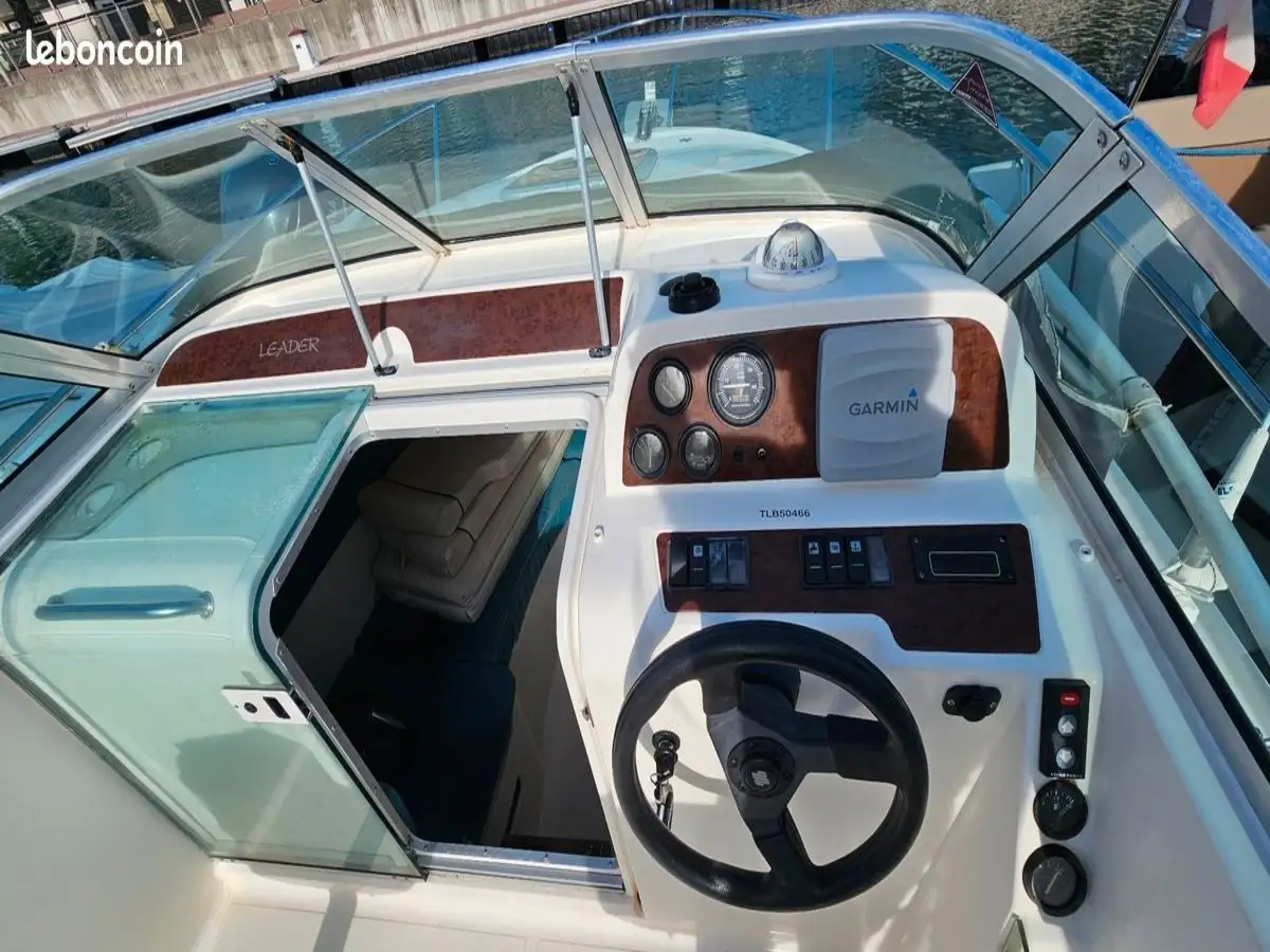 Leader 705