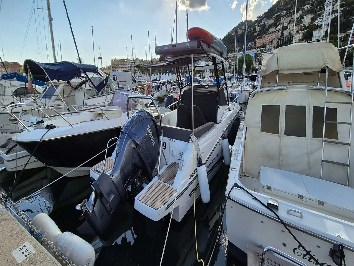 CAP CAMARAT 7.5 WA S�rie 3