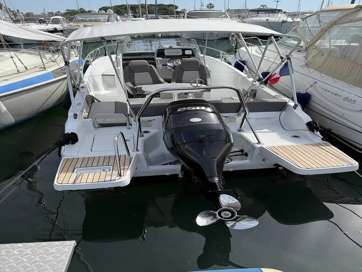 CAP CAMARAT 7.5 CC S�rie 2