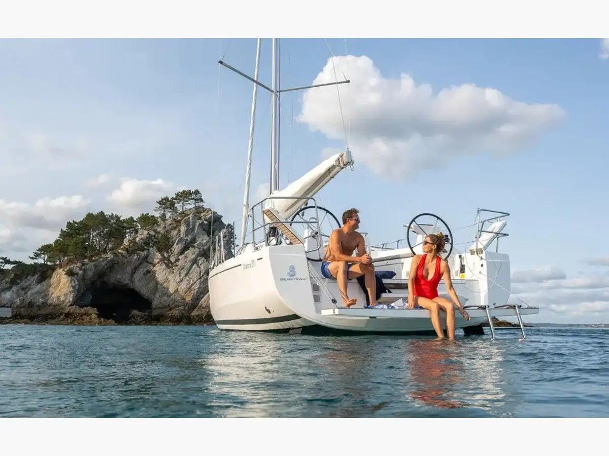 Oceanis 37.1