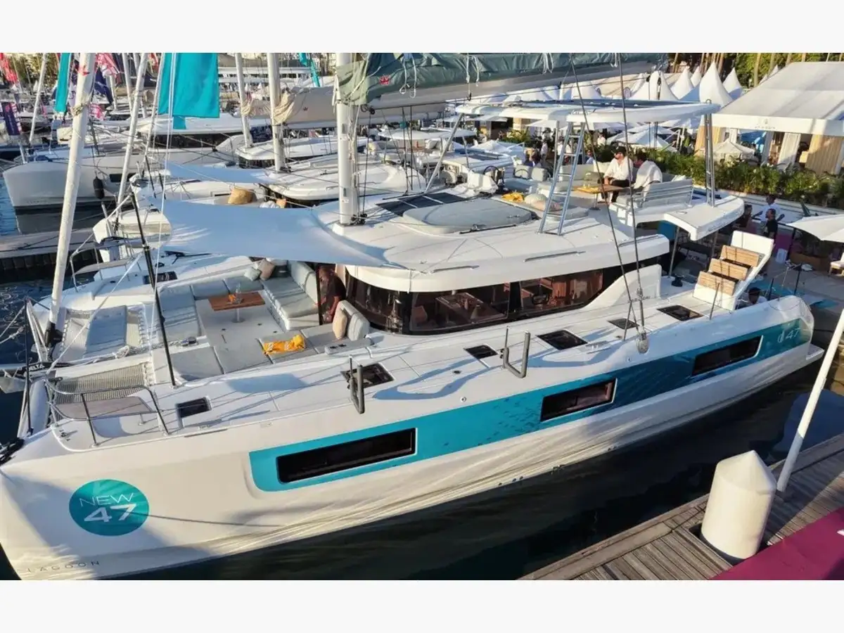 Lagoon 47
