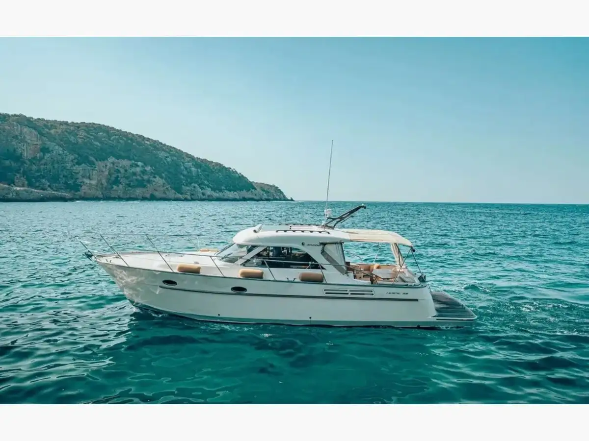 Mystic 39
