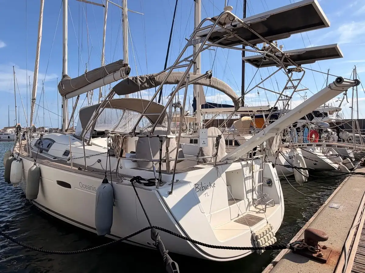 Oceanis 43